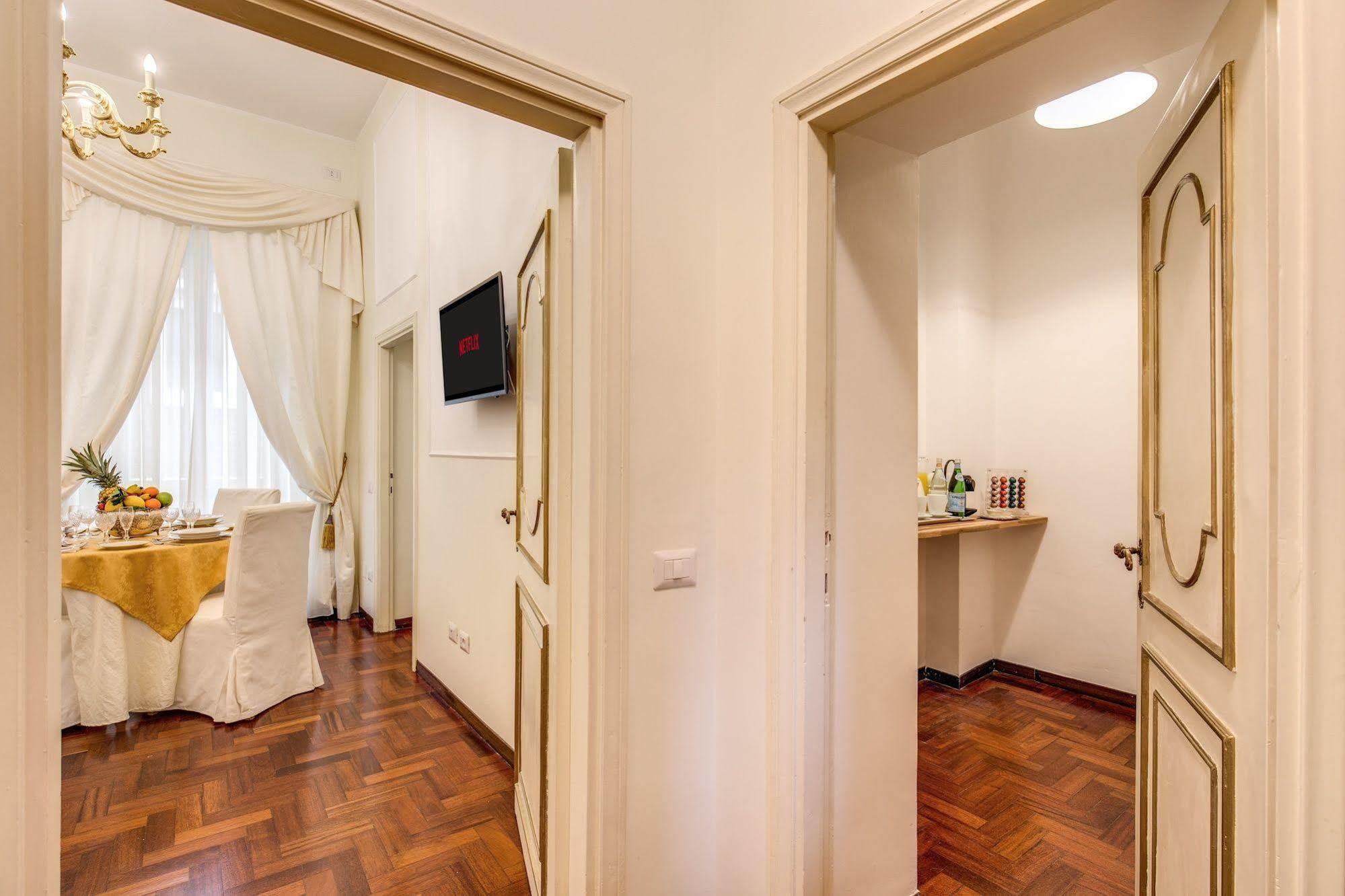 Pantheonview - Luxury Suites Roma Esterno foto